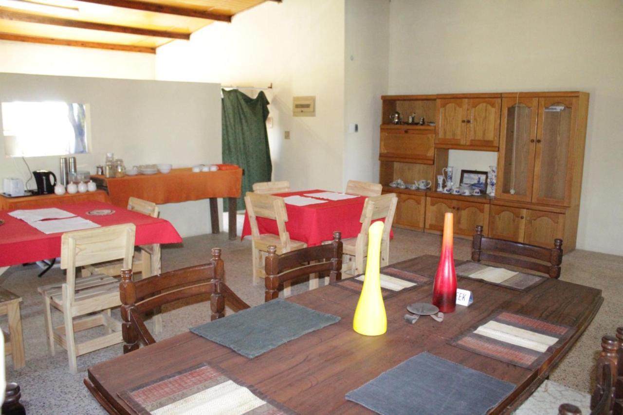 Bambi Lodge Grootfontein Экстерьер фото
