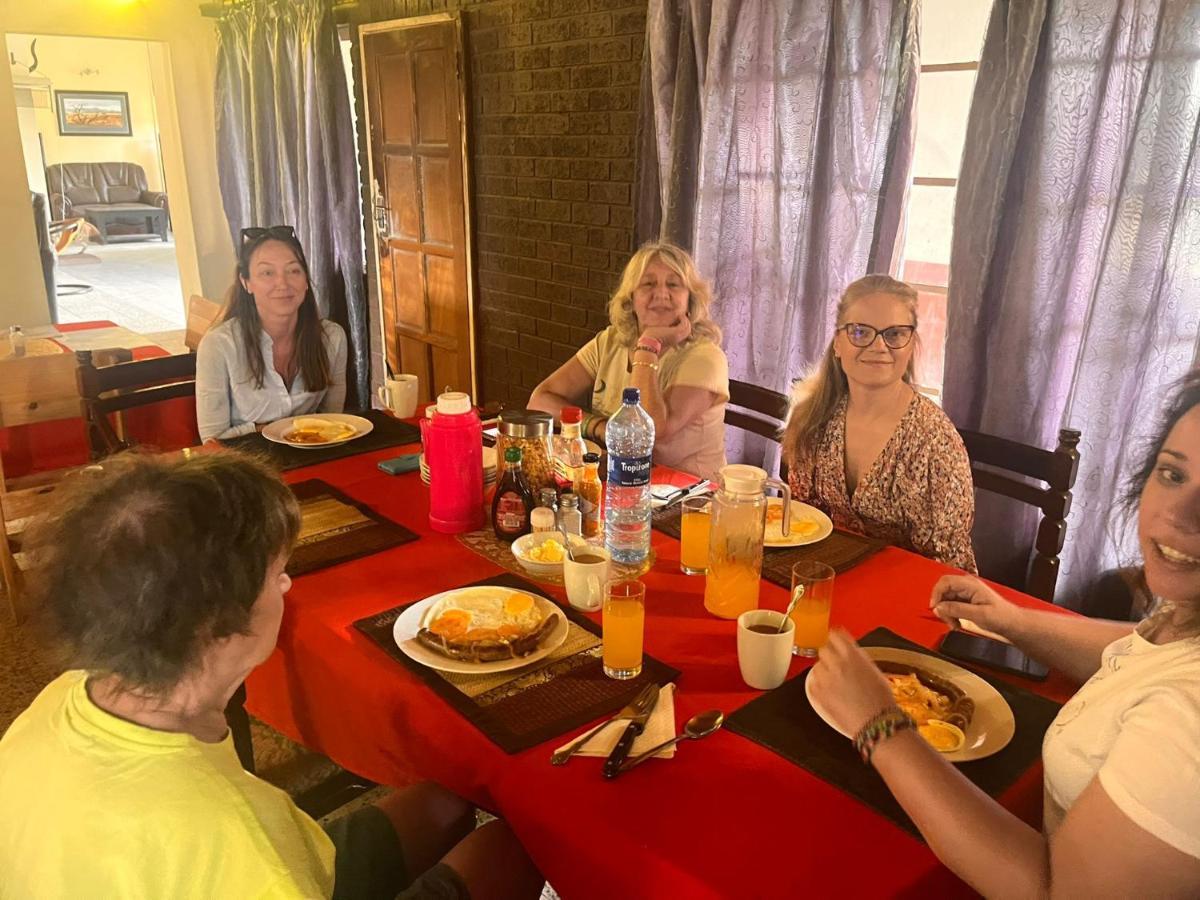 Bambi Lodge Grootfontein Экстерьер фото
