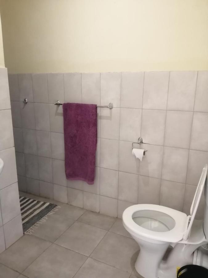 Bambi Lodge Grootfontein Экстерьер фото